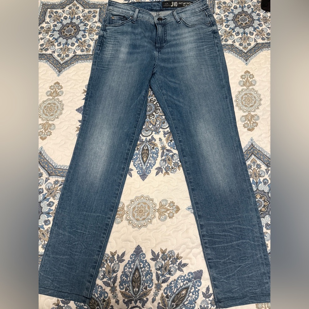 Brand new Armani exchange super skinny cropped jeans size 28. Brand new. No tags